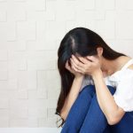 夫と死別した女性